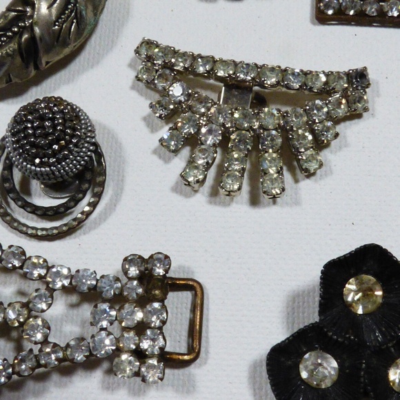lot of 23 VTG Victorian Metal Belt Buckle Shoe clip parts Rhinestones Crystals main image 4